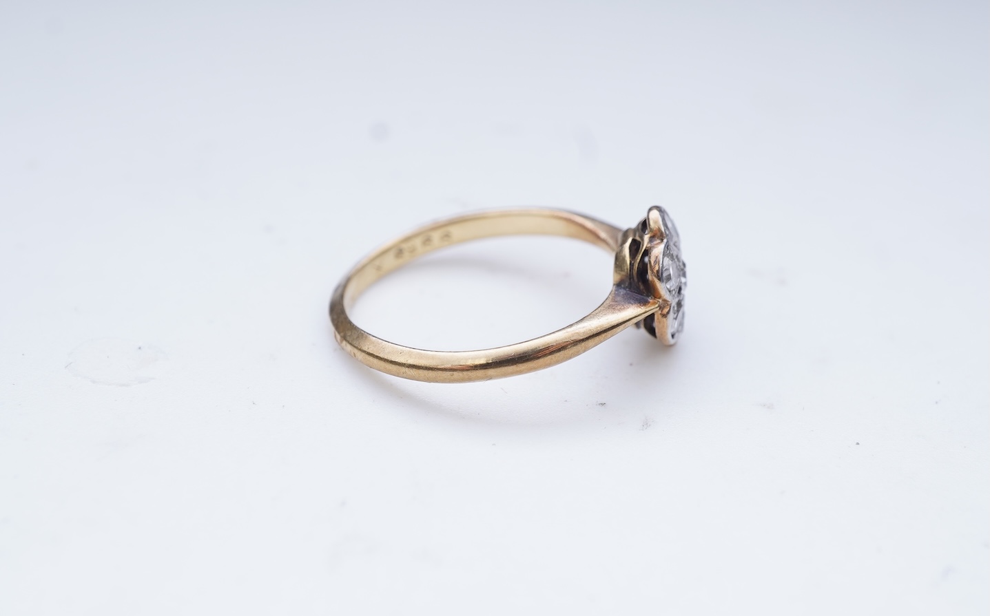 A diamond cluster ring, early 20th century